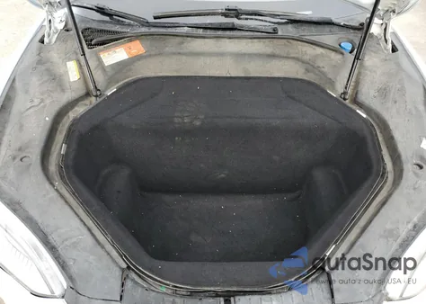 2014 Tesla Model S из США, поврежденный, VIN 5YJSA1H28EFP64012